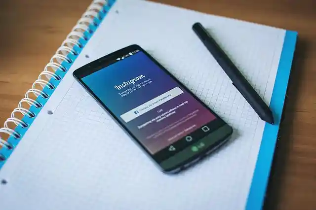 where & how to track Instagram analytics